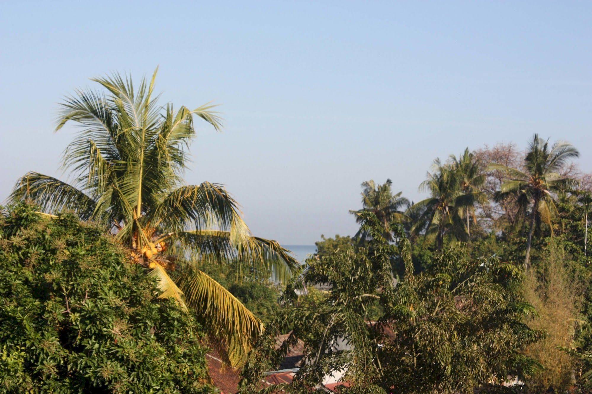 Rambutan Boutique Hotel Lovina (Bali) Bagian luar foto